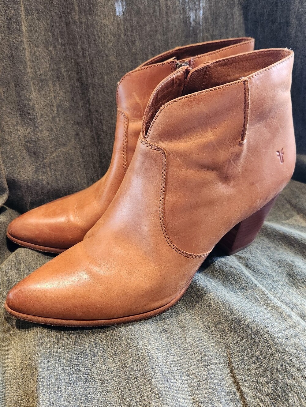Frye Jennifer Ankle Boots Brown Leather Ankle Bootie